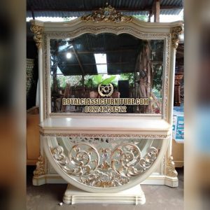 Meja konsol ukiran klasik